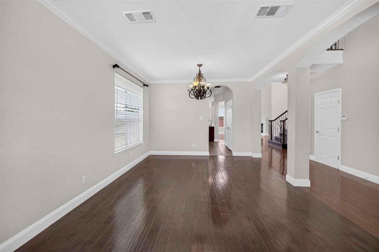 4521 Chaparral Creek Dr - Photo 5 of 27