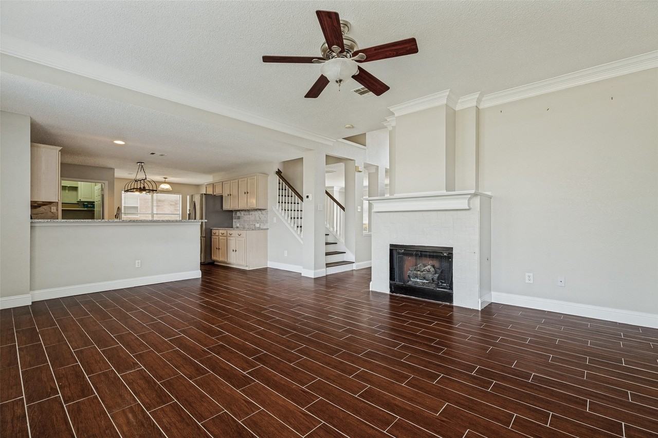 3900 Columbus Dr - Photo 4 of 38