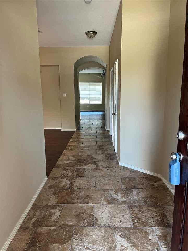 4409 Padre Ct - Photo 3 of 22