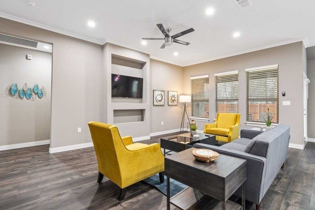 401 Sw 14th St - Photo 4 of 21