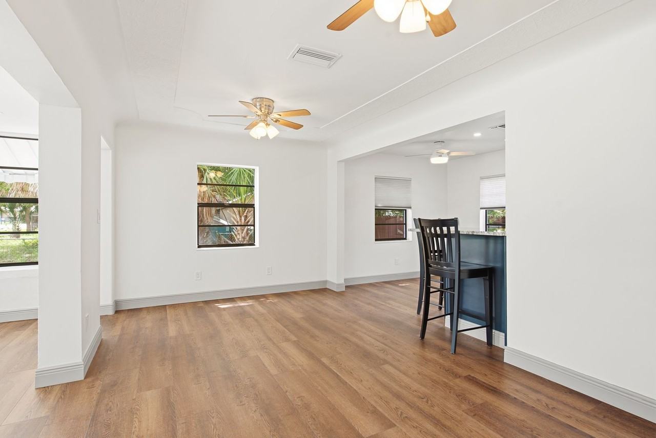 517 41st Ave S #1 - Photo 5 of 35