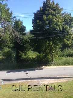 27 Evergreen Ave - Photo 3 of 9