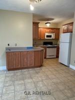 featured image of 87 Pond St