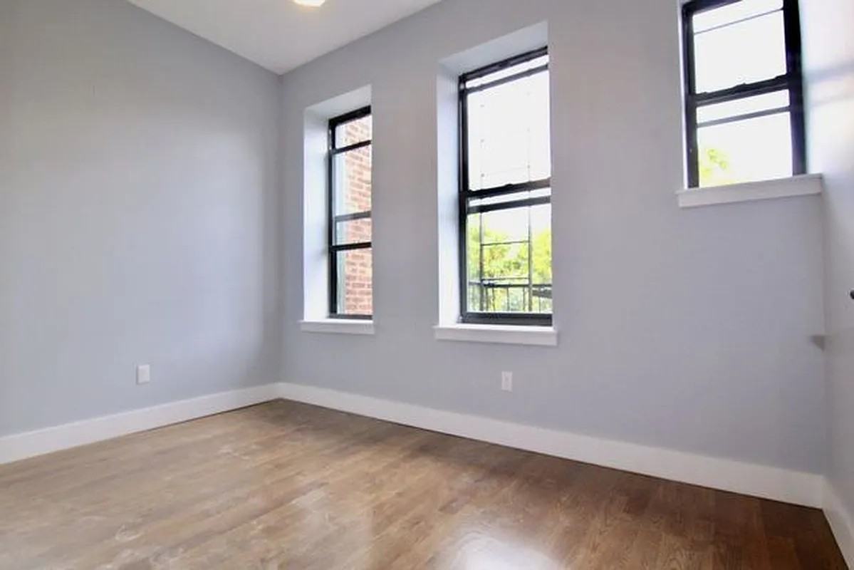 16-84 Gates Avenue #2 - Photo 3 of 11