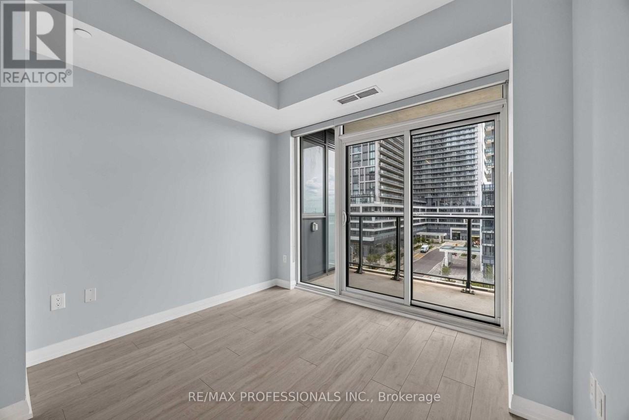 9000 Jane Street #522 - Photo 3 of 19
