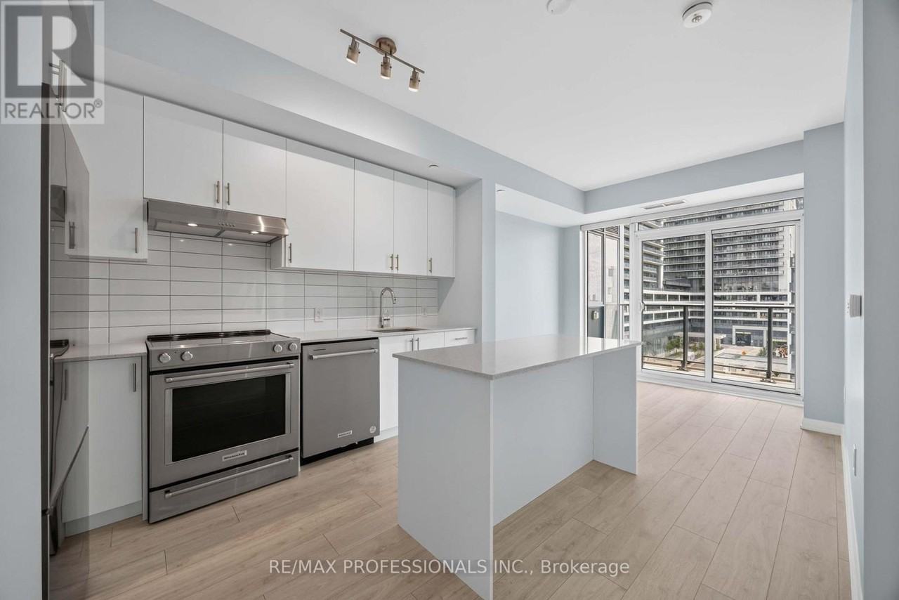 9000 Jane Street #522 - Photo 7 of 19