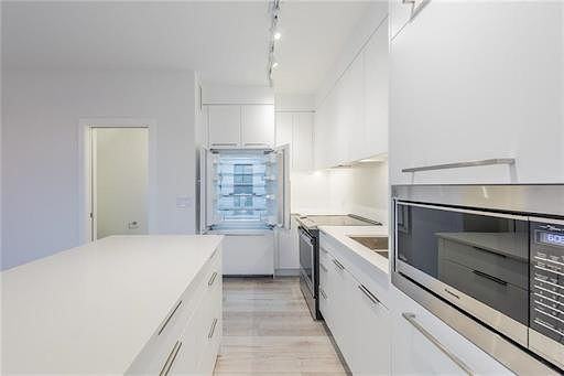 3125 110 - 3125 39 Street Northwest - Photo 6 of 40
