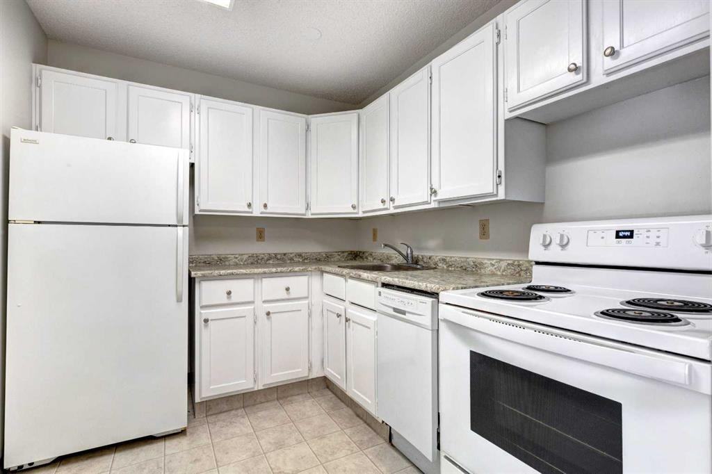 315 Southampton Dr Sw - Photo 6 of 21