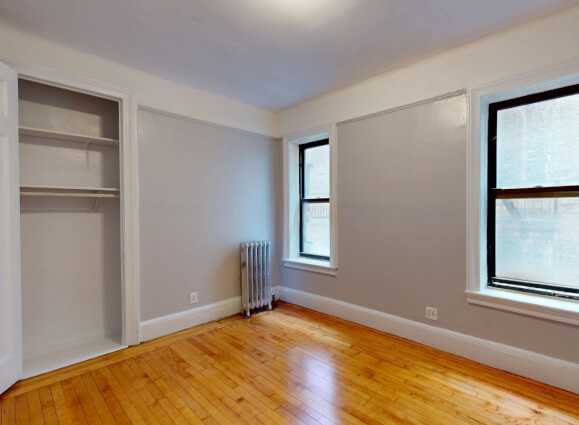 3505 Broadway #34 - Photo 6 of 11