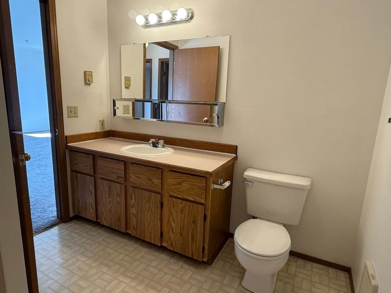 Viking Vista - Photo 7 of 27