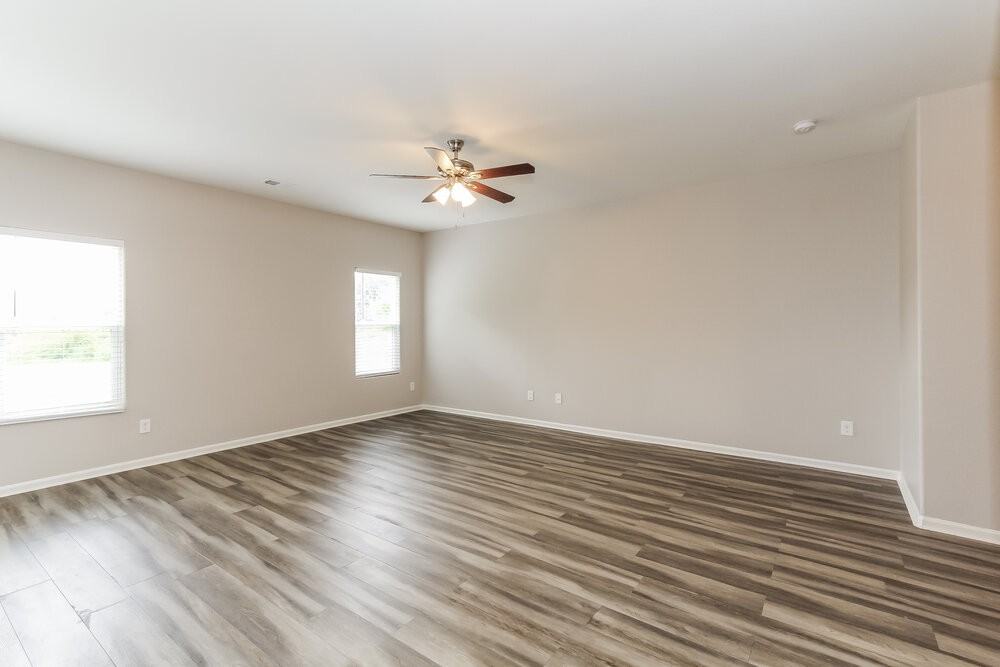1157 Black Diamond Dr - Photo 6 of 17