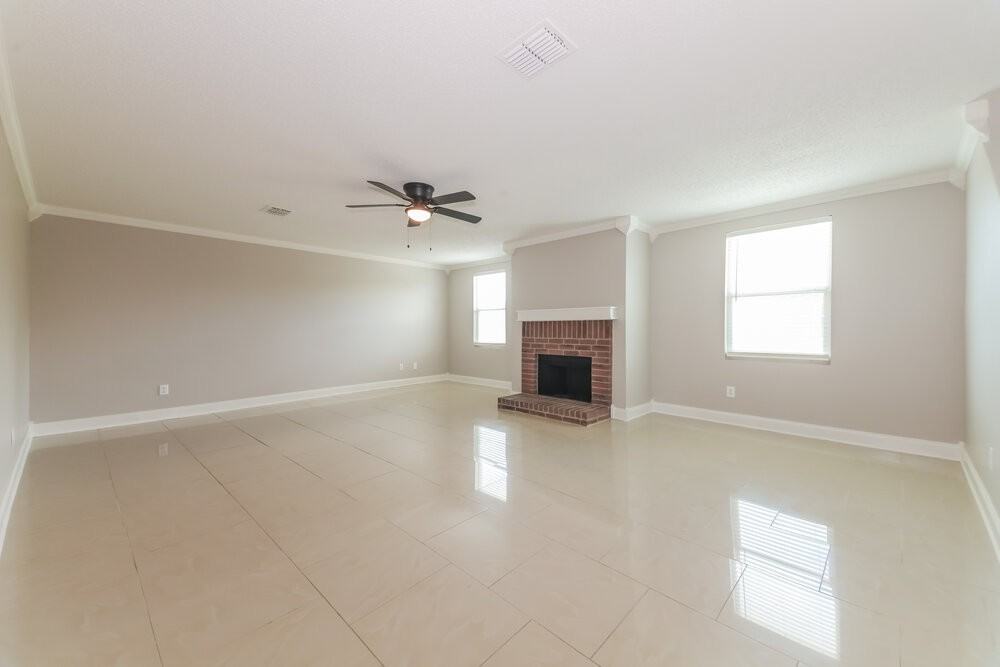 1421 Nimitz Way - Photo 5 of 17