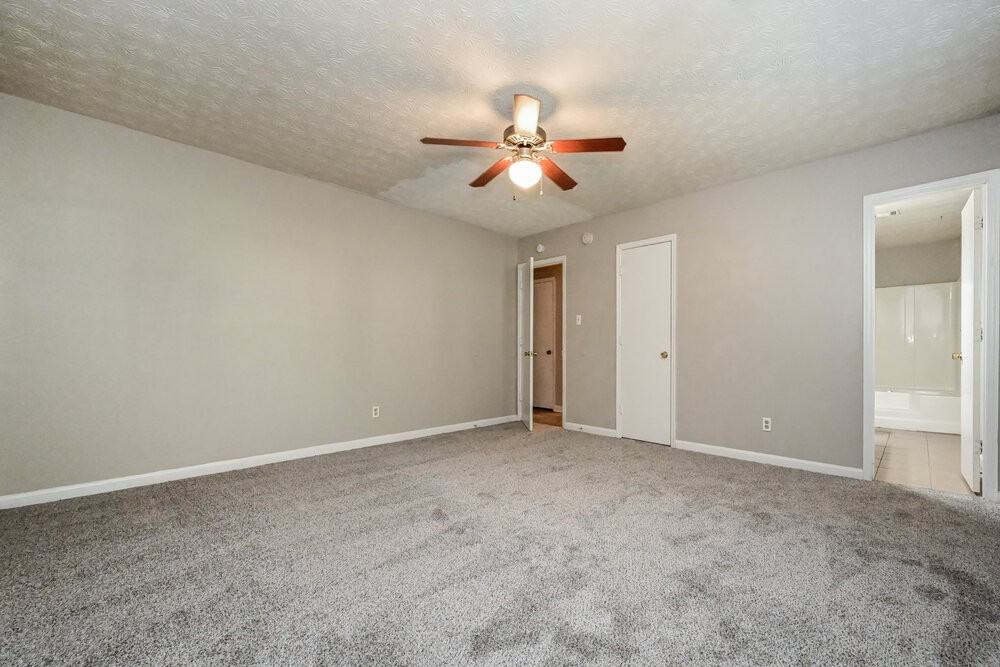 4255 Loveless Pl - Photo 7 of 16