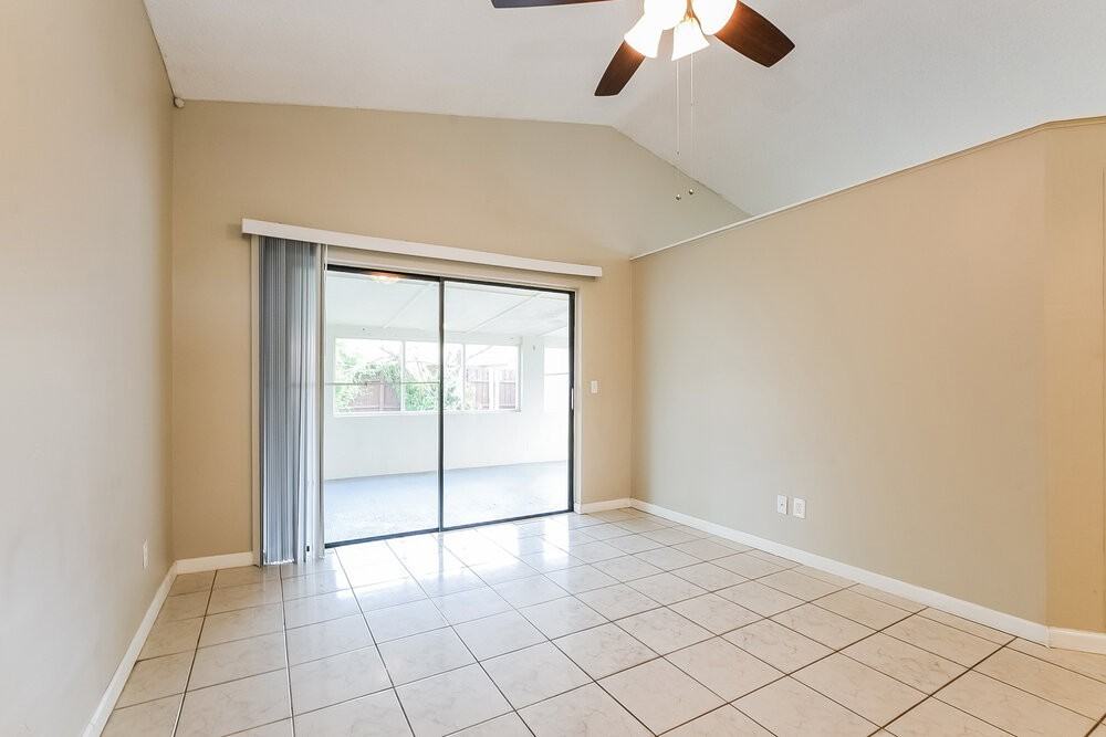 1418 Mona Dr - Photo 3 of 16