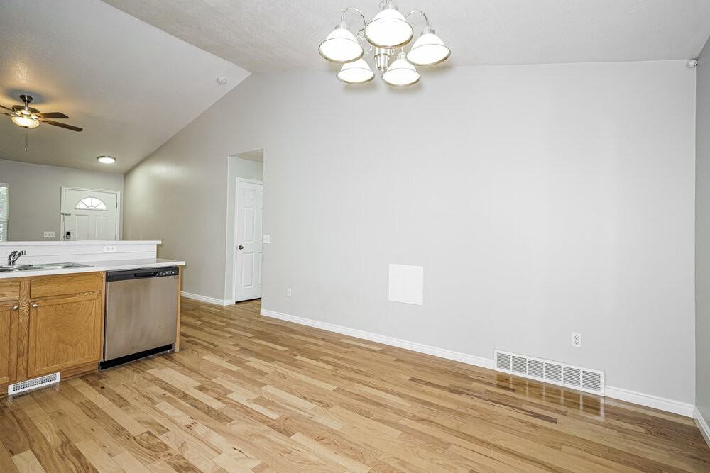 4049 E Sioux St - Photo 6 of 16