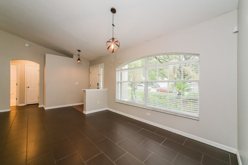 605 Cherry Laurel St - Photo 6 of 16