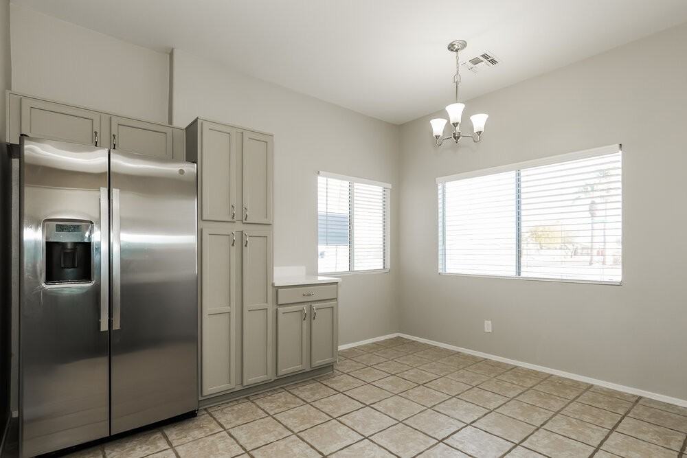 16104 W Jefferson St - Photo 6 of 16