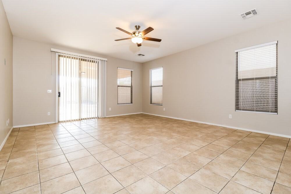1701 S 117th Dr - Photo 3 of 17