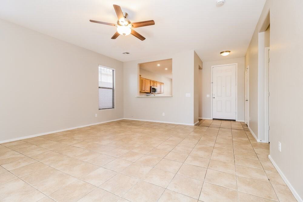 1701 S 117th Dr - Photo 4 of 17