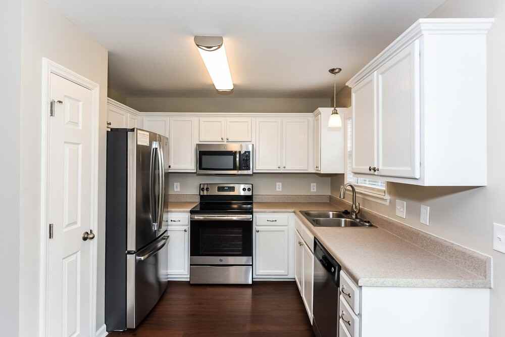 2838 Candlewicke Dr - Photo 6 of 17