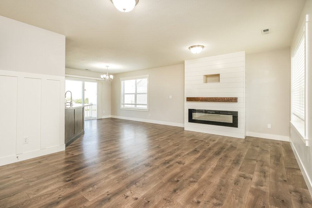4711 S West Park Dr - Photo 5 of 18