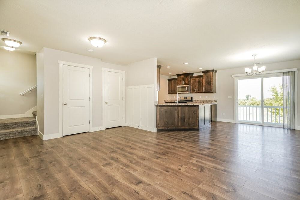 4711 S West Park Dr - Photo 6 of 18