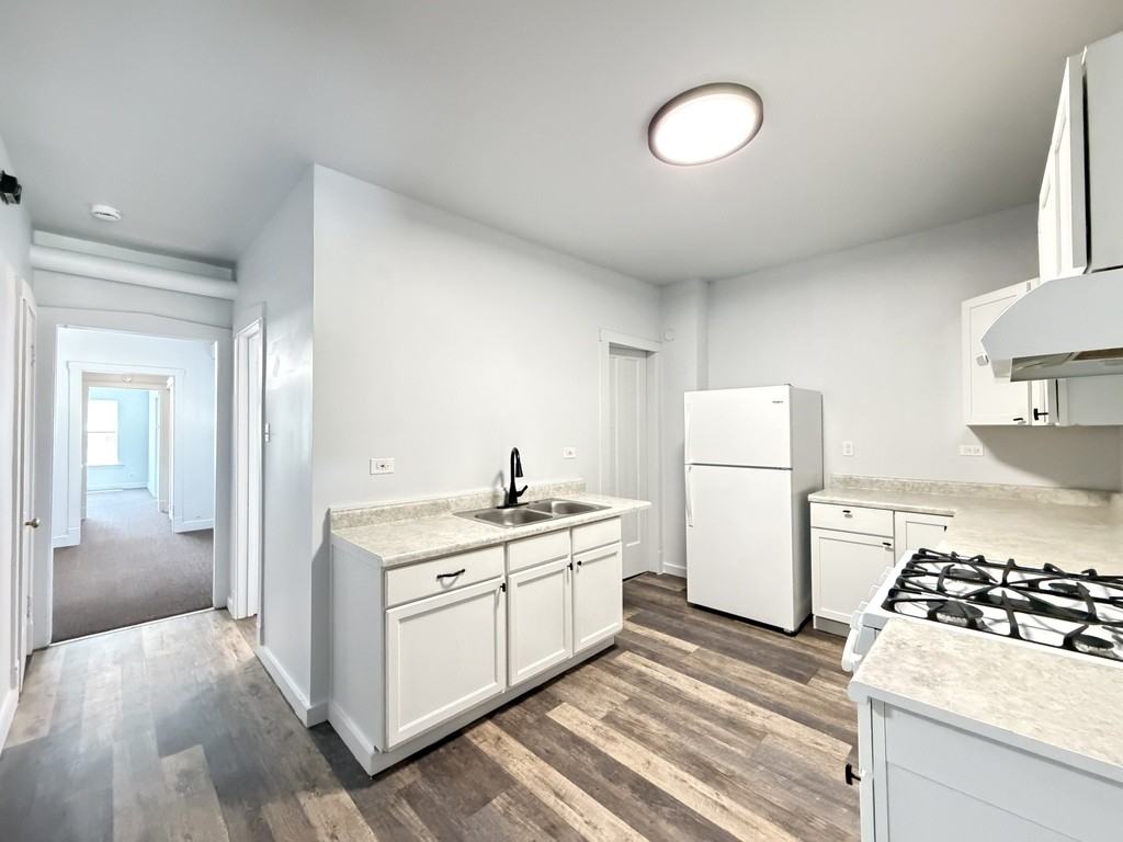 6018 W North Ave #2 - Photo 3 of 21