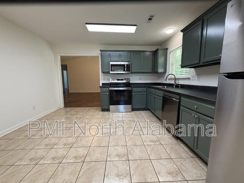 111 Turnstone Ct Sw - Photo 6 of 18
