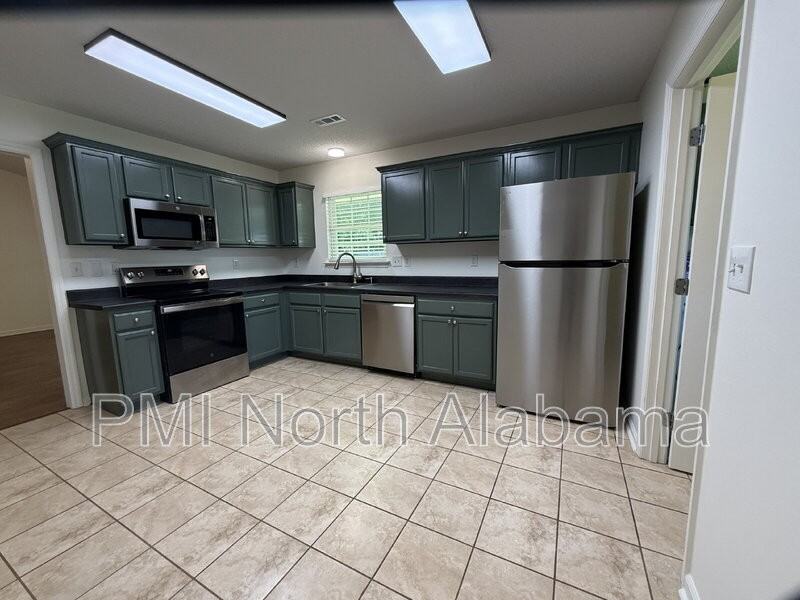 111 Turnstone Ct Sw - Photo 7 of 18