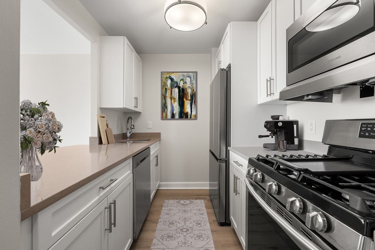 Parkside Place - Photo 5 of 55