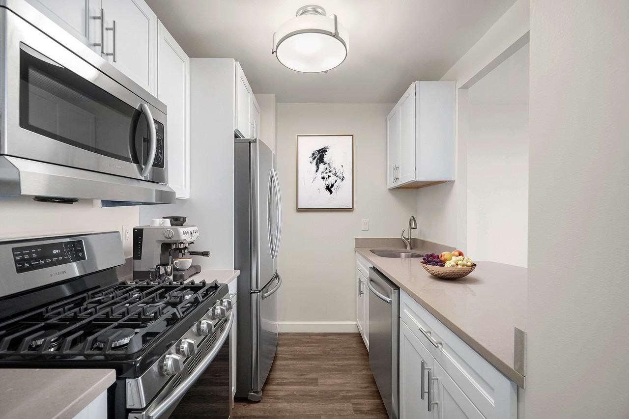 Parkside Place - Photo 7 of 55
