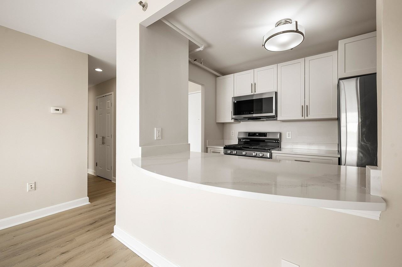 Parkside Place - Photo 6 of 55