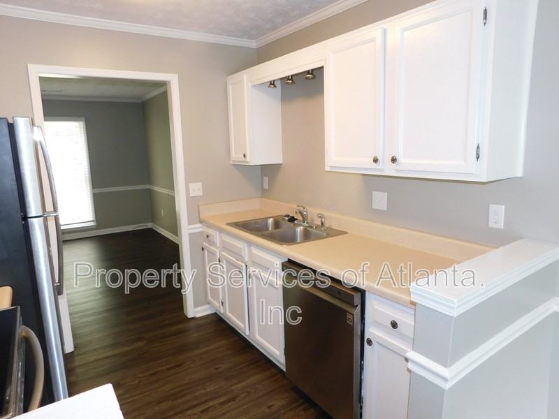 2775 New South Dr - Photo 5 of 19