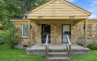 2317 E Warren St - Photo 1 of 1