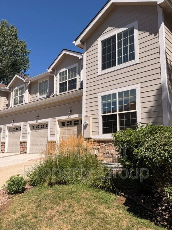 1613 Metropolitan Dr #C - Photo 3 of 18