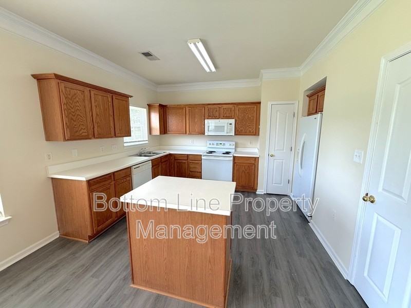 6926 Brandon Chase Ln - Photo 6 of 22