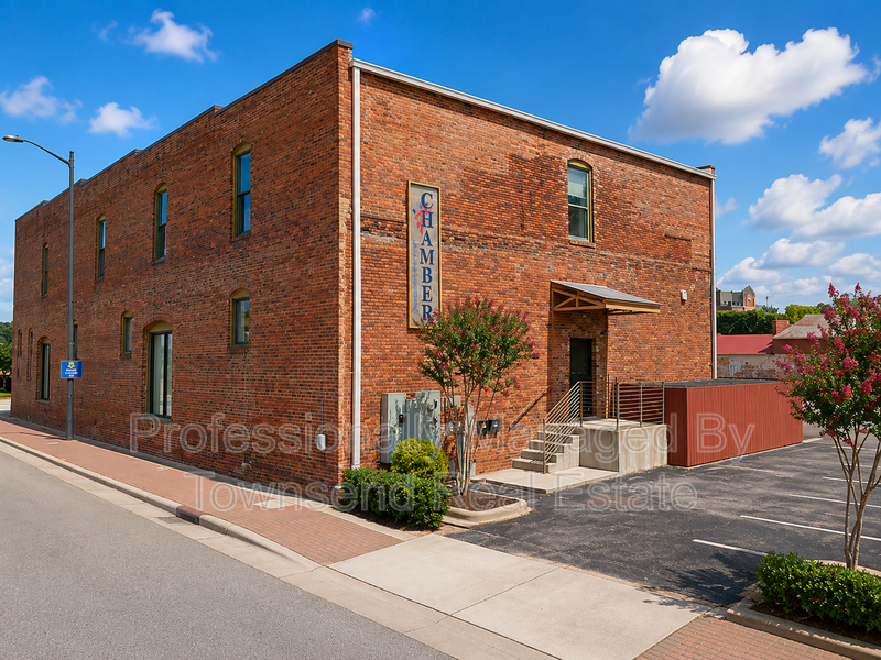 159 Maxwell St #200