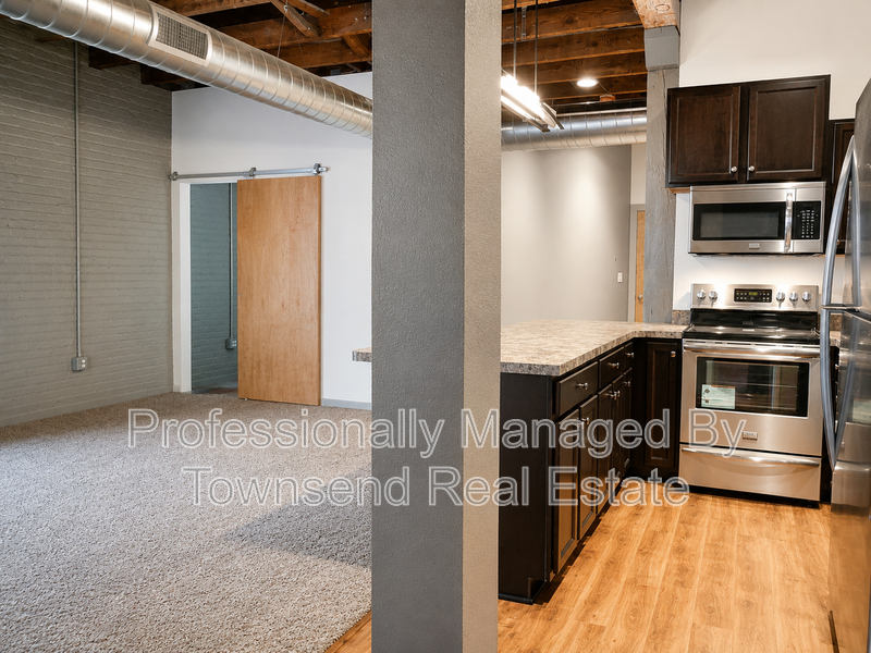 159 Maxwell St #200 - Photo 5 of 15