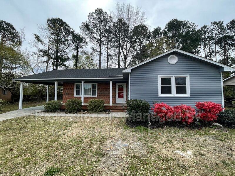 1017 Xavier Ct