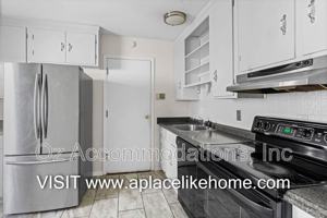 featured image of 8810 Benson St