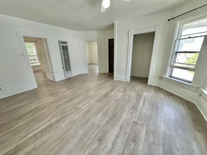 153A Brockway Ave - Photo 4 of 20