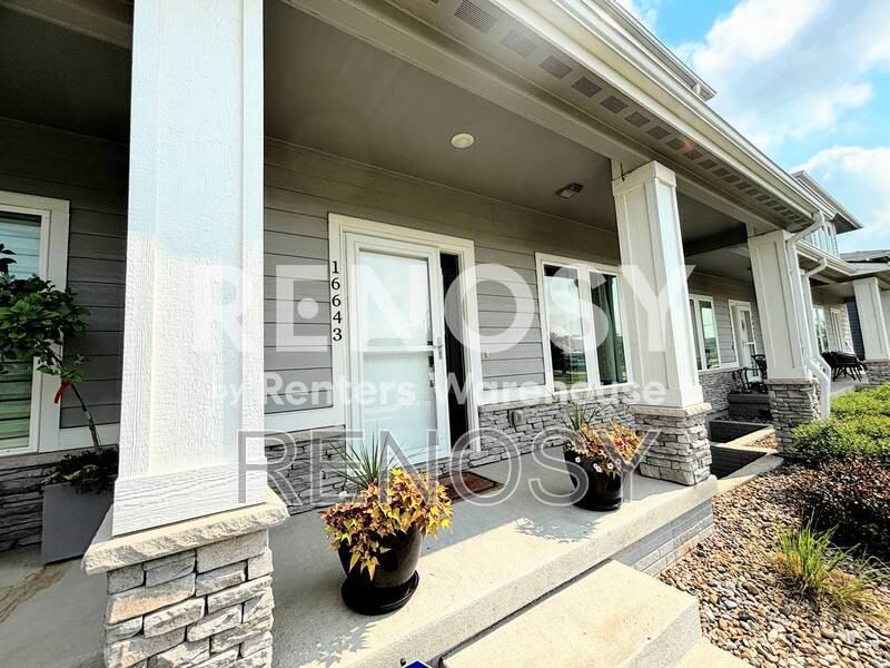 16643 Wilden Dr - Photo 4 of 24
