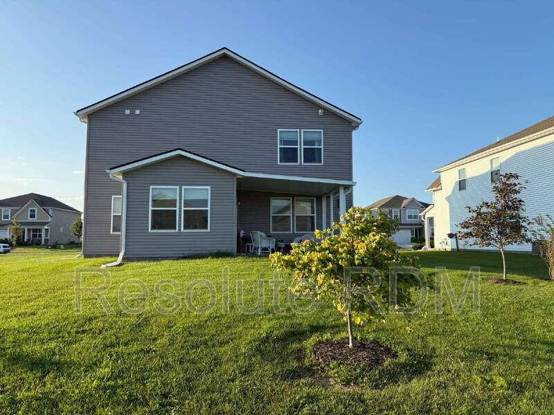 33 Hollister Way - Photo 4 of 7