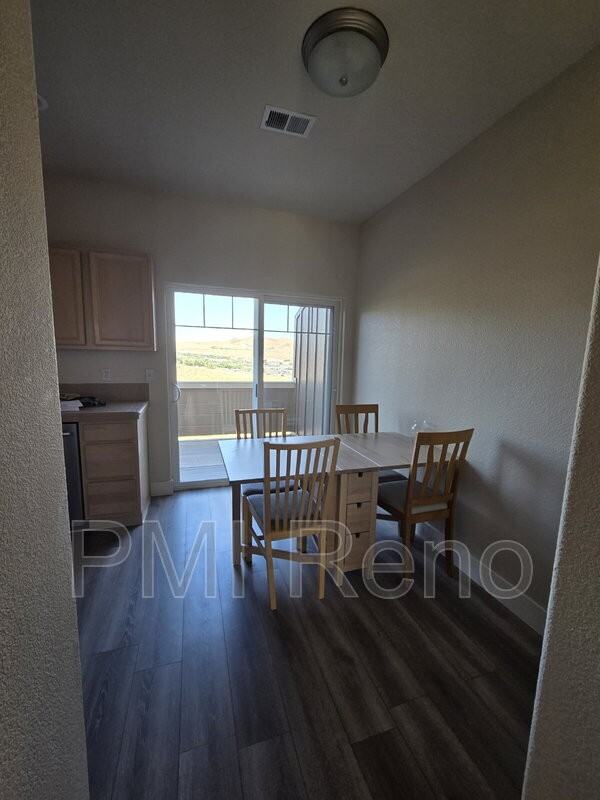 4086 Anthony James Ct - Photo 5 of 20