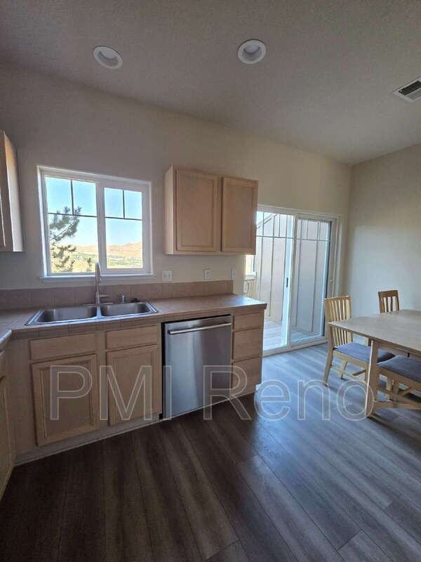 4086 Anthony James Ct - Photo 7 of 20