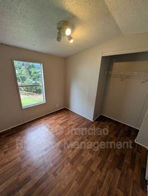 515 Orme Ave - Photo 7 of 19