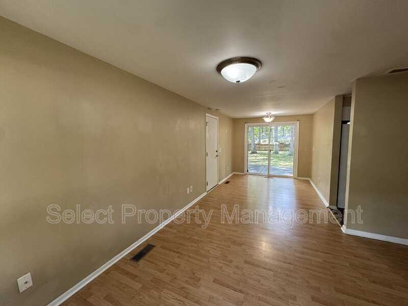 7001 Blake Dr - Photo 2 of 20