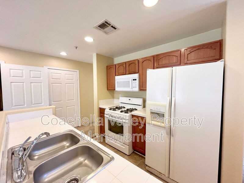 73692 Santa Rosa Way #C - Photo 6 of 25