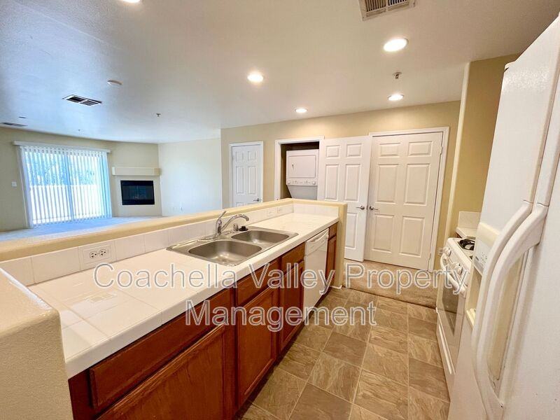 73692 Santa Rosa Way #C - Photo 7 of 25