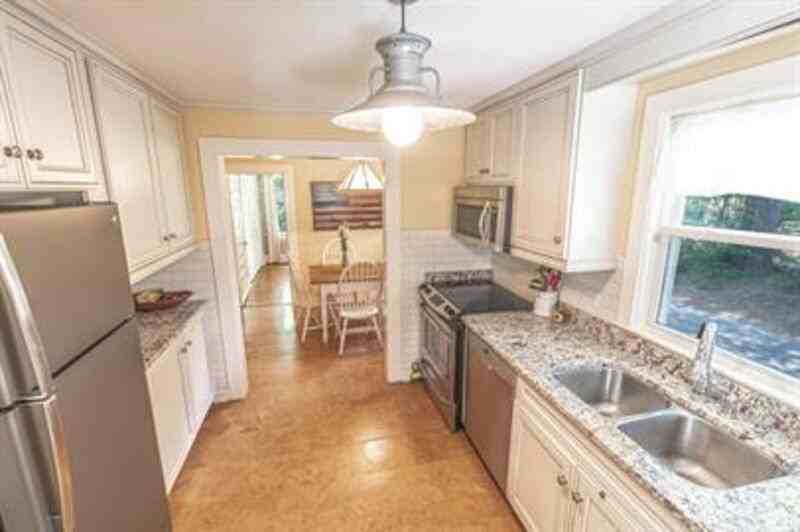 330 E Maine Ave - Photo 7 of 21